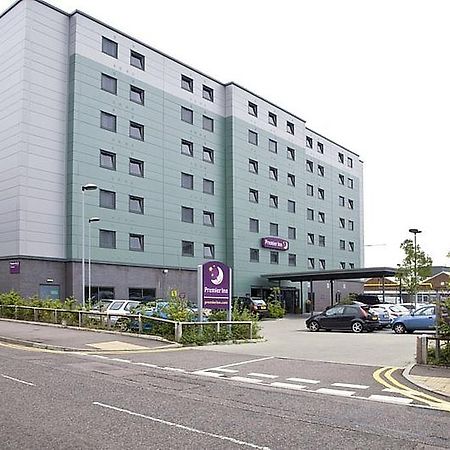 Premier Inn London Elstree / 보어햄우드 외부 사진