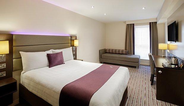 Premier Inn London Elstree / 보어햄우드 외부 사진